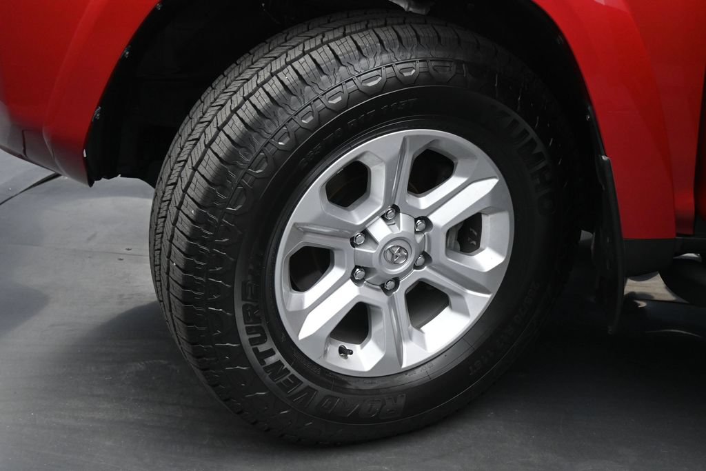 Used 2022 Toyota 4Runner SR5 RWD image 20