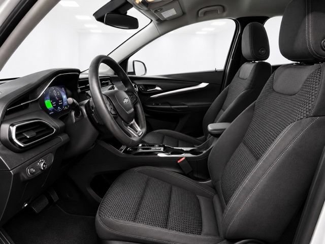 Used 2023 Chevrolet Bolt EUV LT w/ Driver Confidence Package FWD image 11