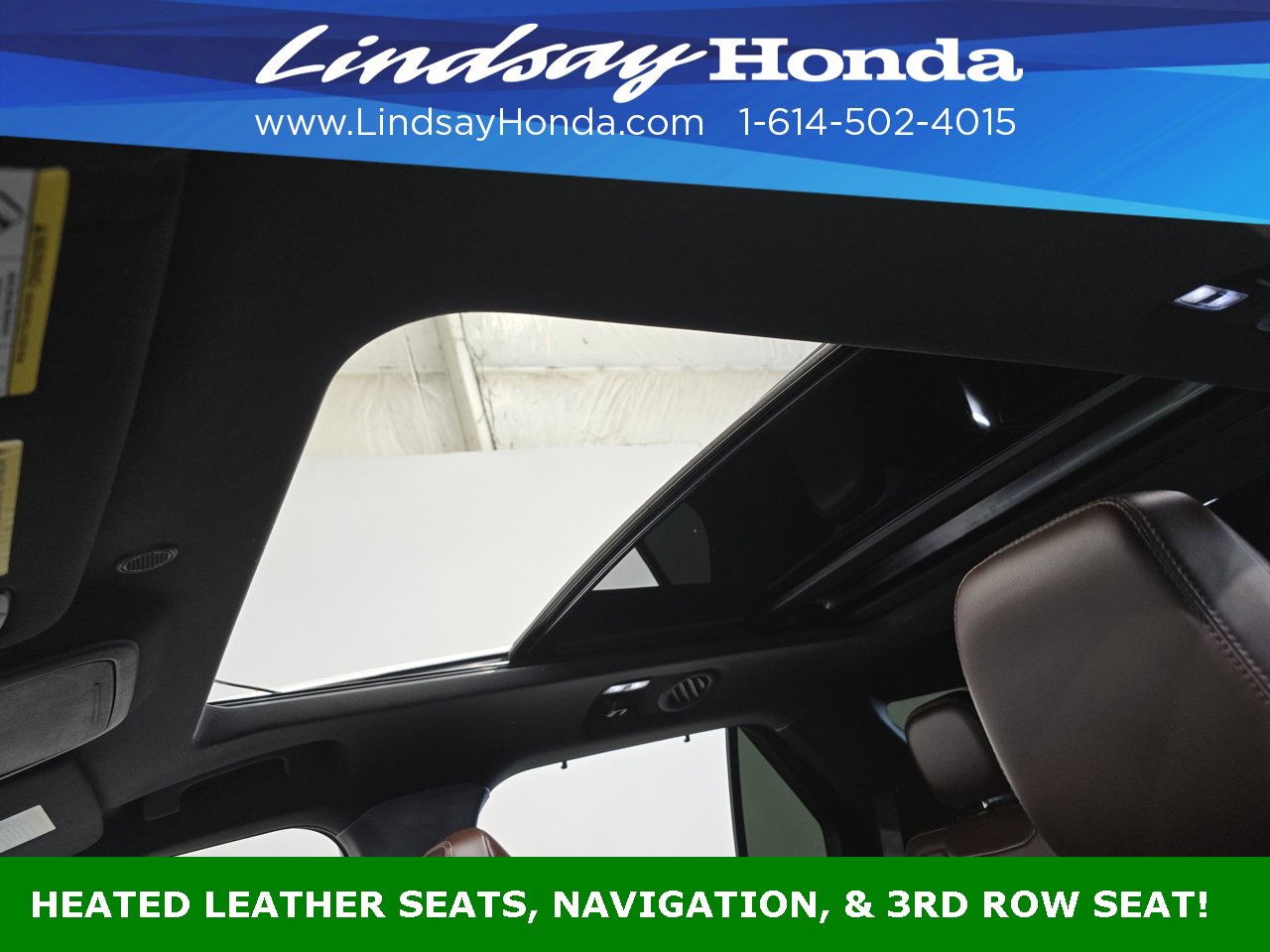 Used 2020 Ford Explorer Platinum w/ Premium Technology Package image 20