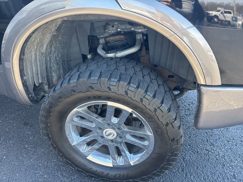 Used 2017 Nissan Titan Platinum Reserve image 12