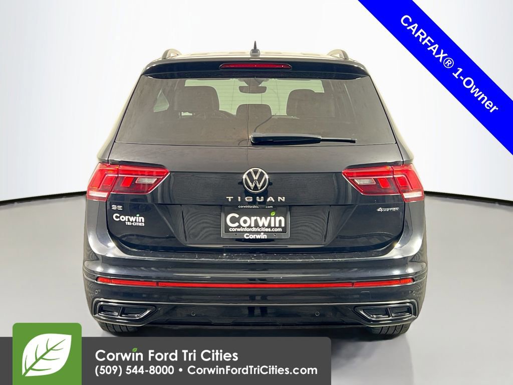 Used 2022 Volkswagen Tiguan SE R-Line image 14