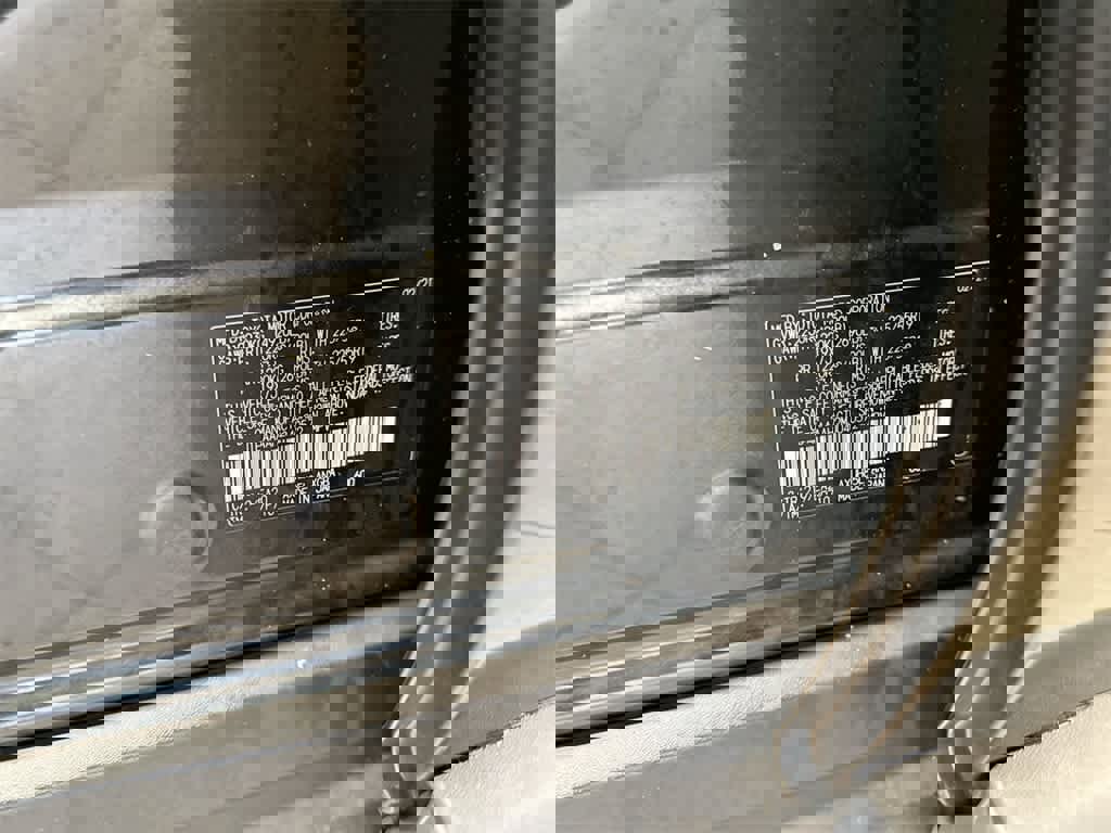 Used 2021 Toyota Venza XLE w/ Softex Package image 37