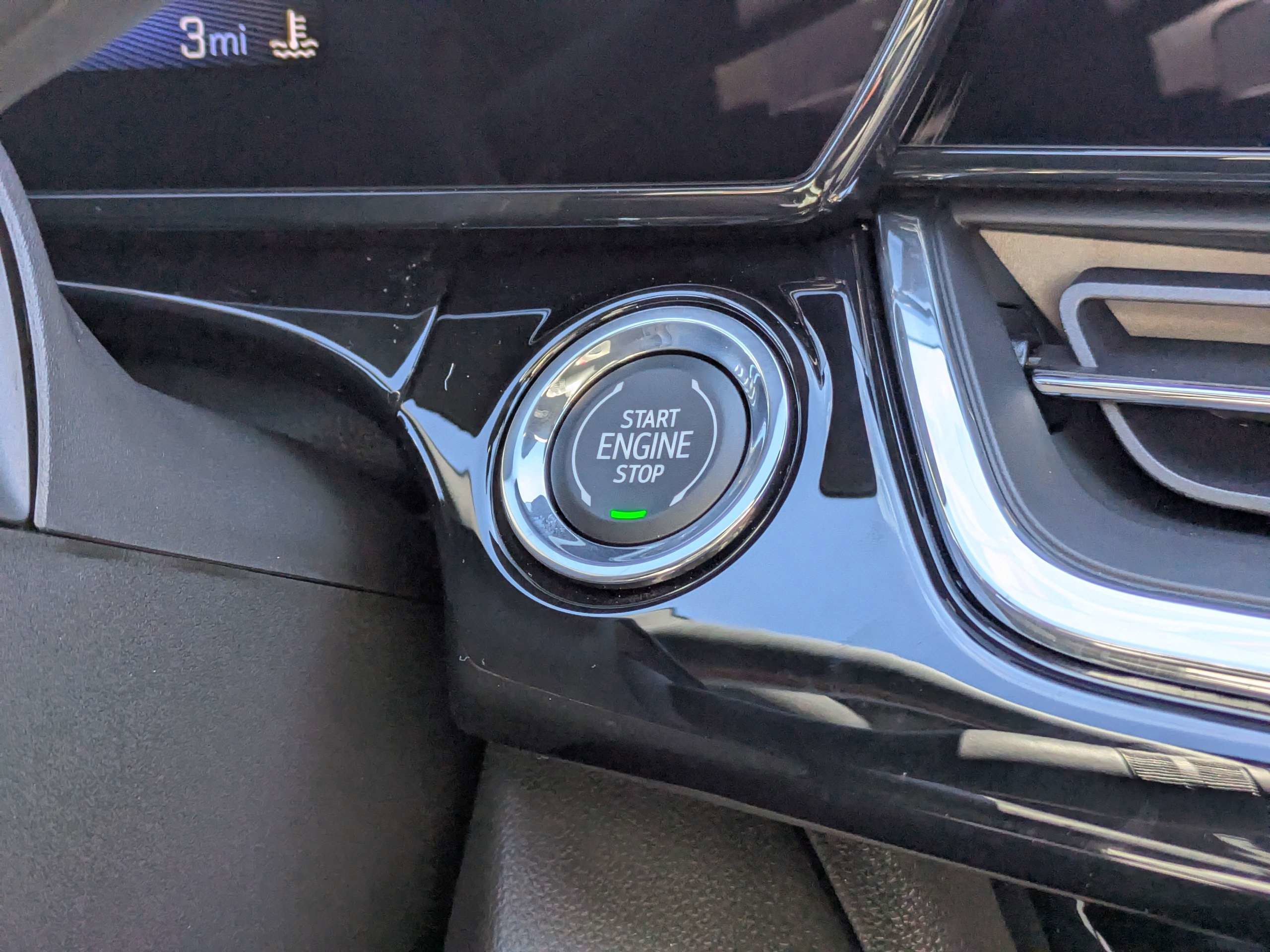 New 2026 Chevrolet Trax RS w/ Sunroof Package image 29