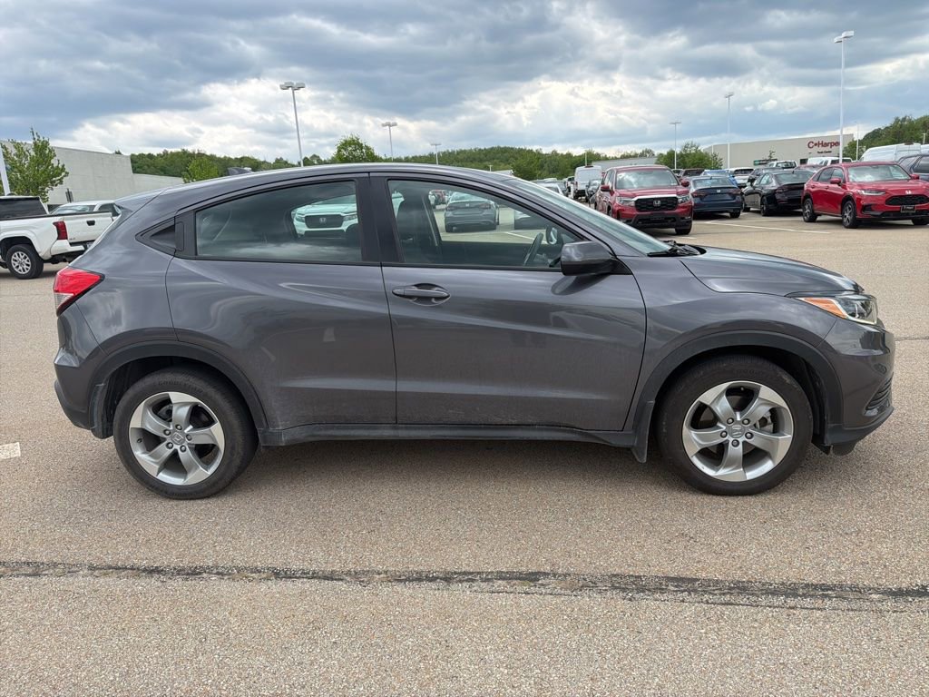 Used 2019 Honda HR-V LX image 2
