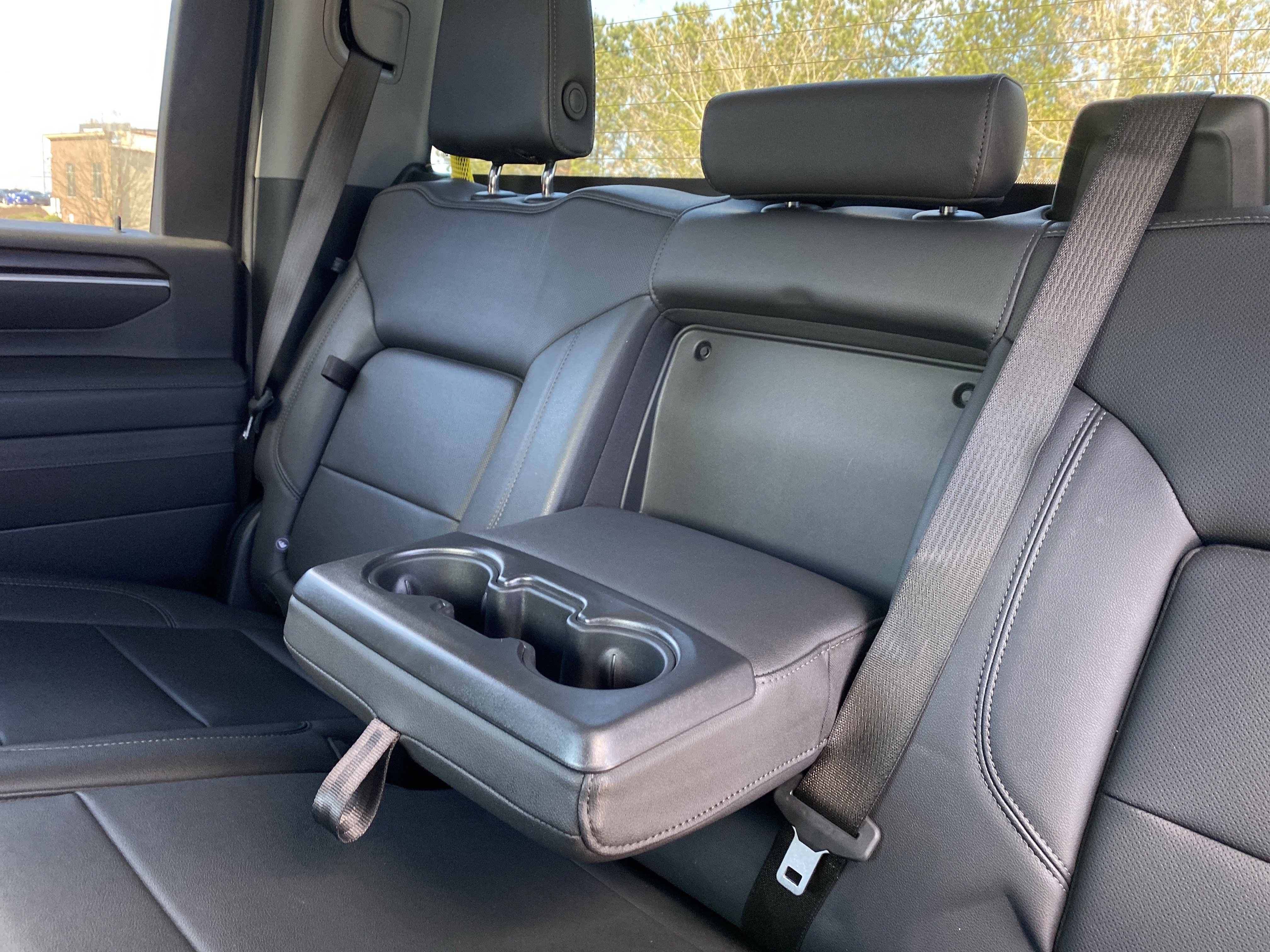 Used 2025 GMC Sierra 2500 SLT w/ SLT Convenience Package image 38