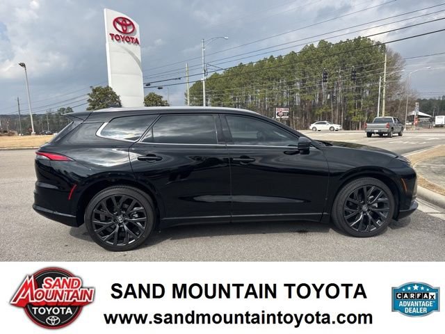 Used 2025 Toyota Crown Signia w/ Advanced Technology Package image 2