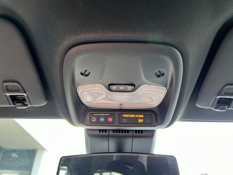 Used 2024 Chevrolet Colorado Trail Boss AWD/4WD image 24