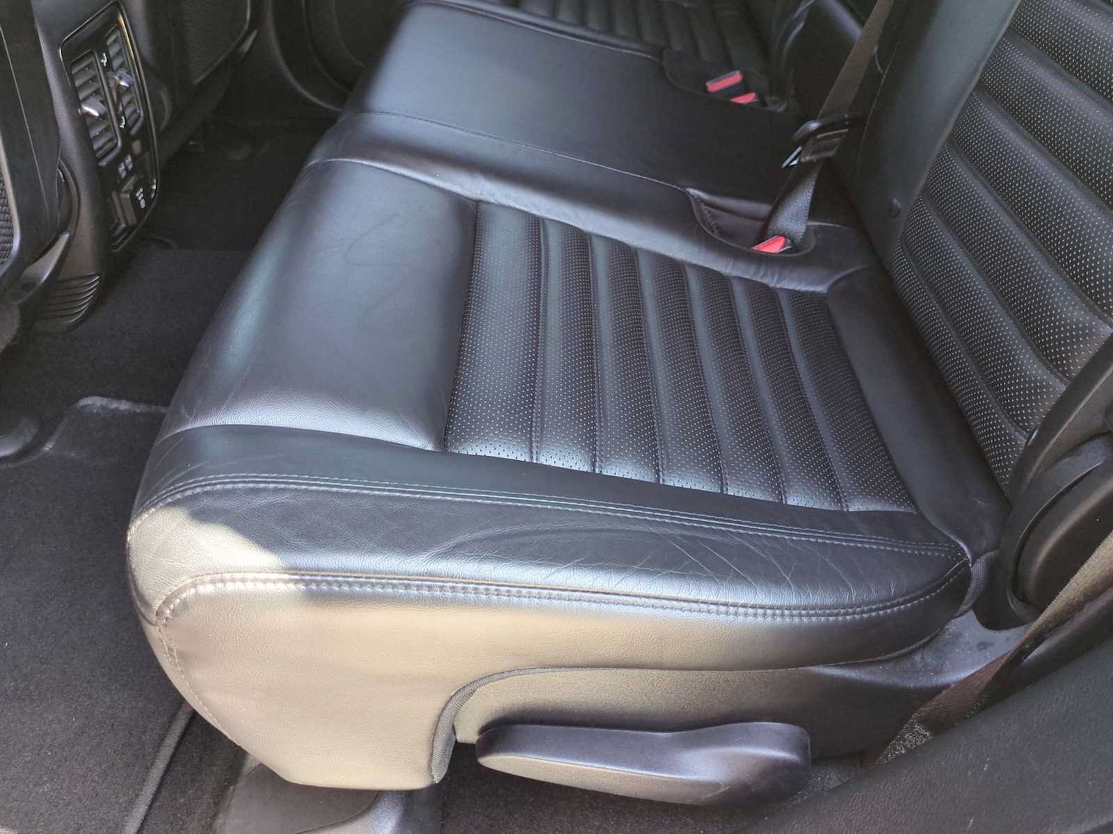 Used 2021 Jeep Grand Cherokee Limited X RWD image 26