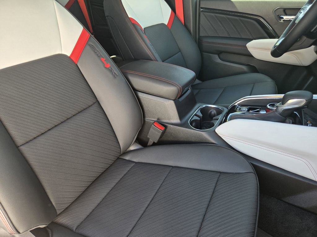 New 2026 GMC Canyon AT4X AWD/4WD image 8