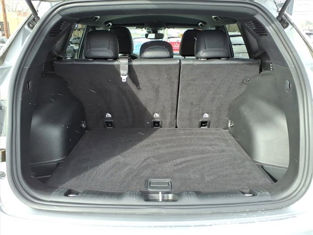 Used 2023 Jeep Compass Limited image 16