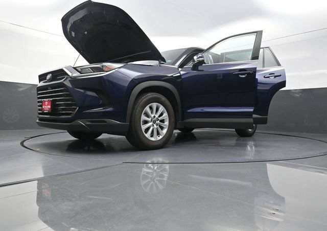 Used 2025 Toyota Grand Highlander AWD image 42