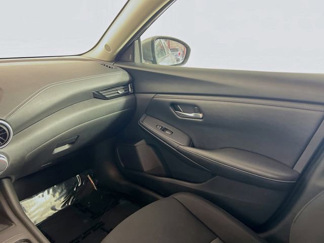 Used 2024 Nissan Sentra SV image 21