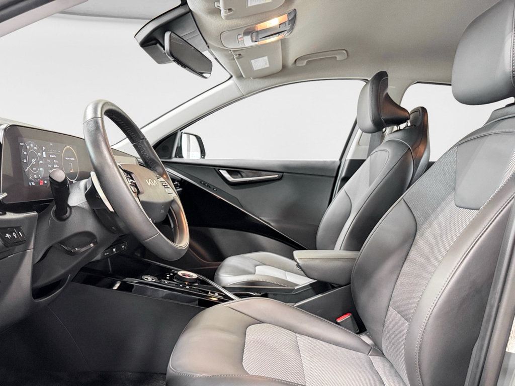 Used 2024 Kia Niro Wind w/ Wind Preserve Package FWD image 17