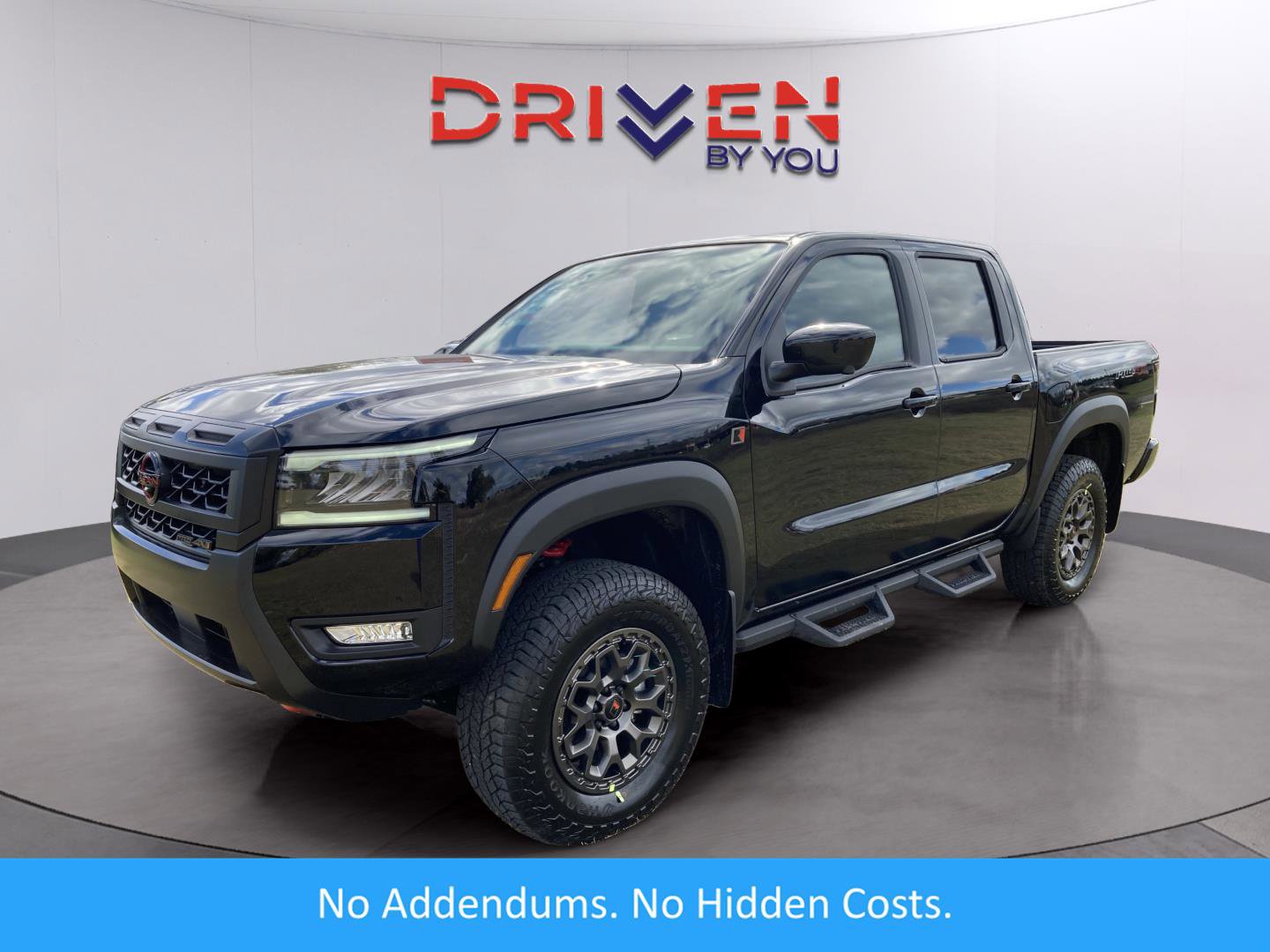 New 2026 Nissan Frontier PRO-4X w/ Pro-4x Convenience Package image 1