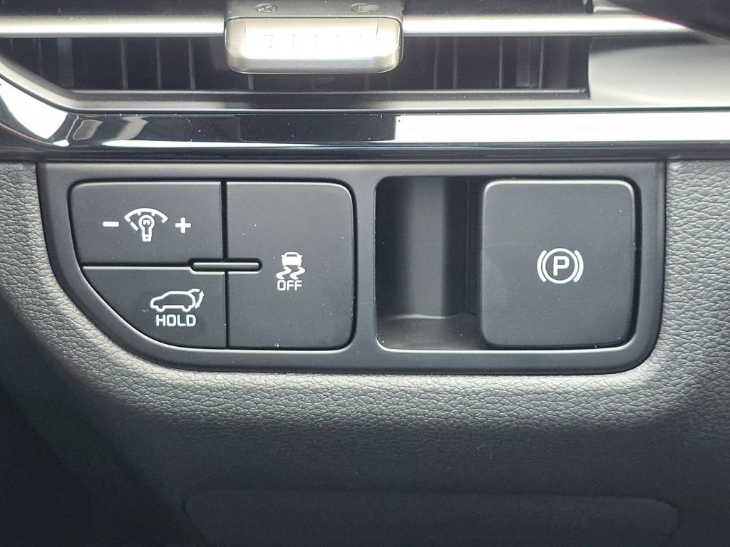 New 2026 Kia Sportage X-Line w/ X-Line Technology Package AWD/4WD image 29