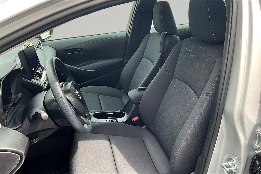 Used 2026 Toyota Corolla LE image 19