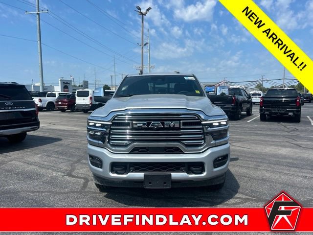 Used 2026 RAM 2500 Laramie AWD/4WD image 2