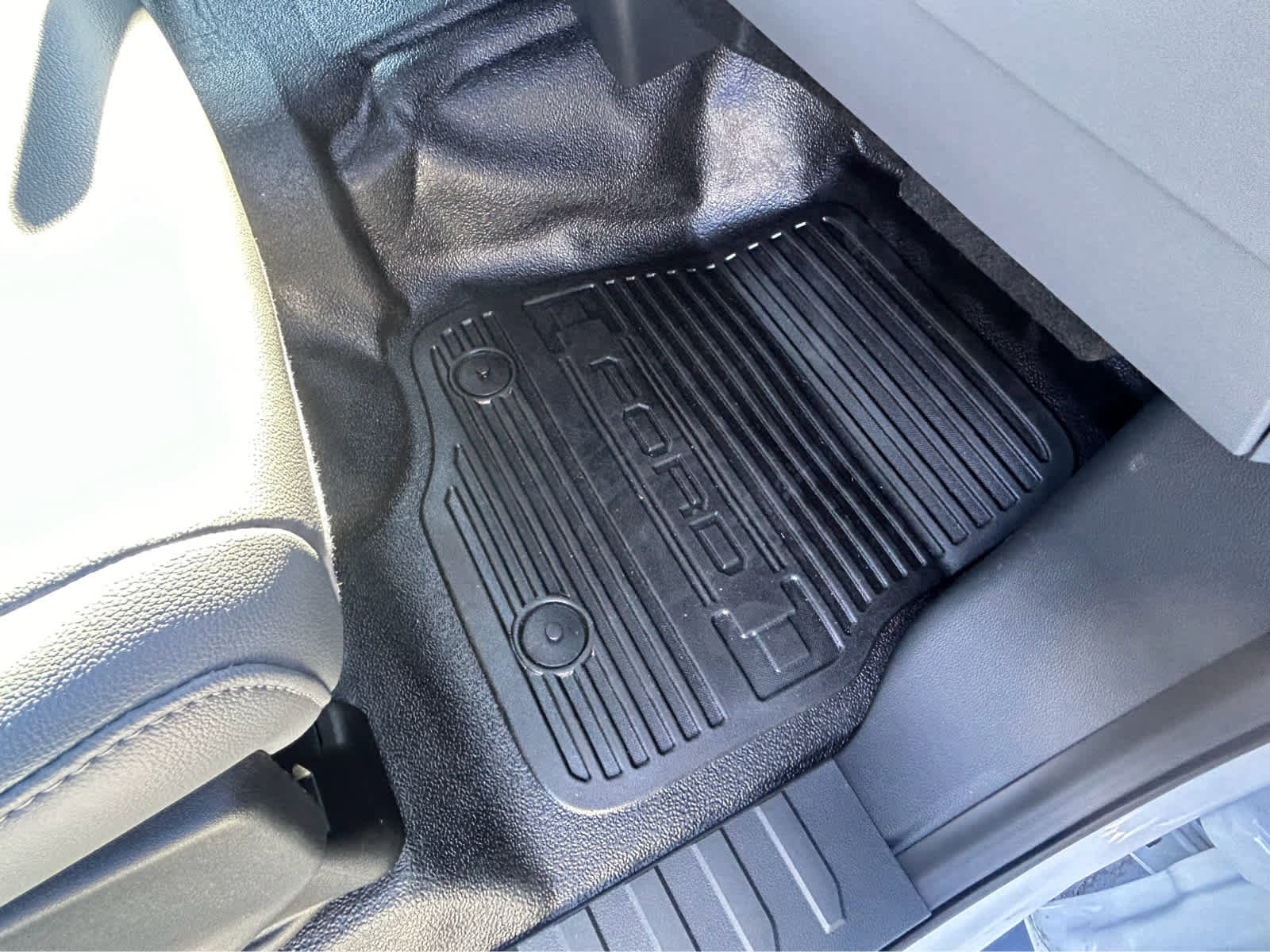 Used 2024 Ford F350 XL w/ XL Chrome Package image 16