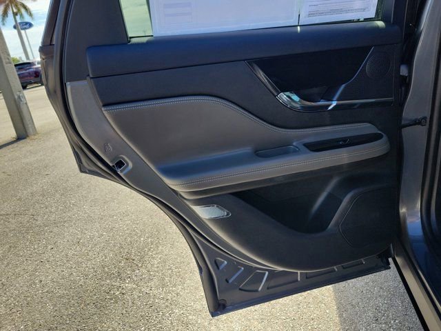 Certified 2023 Lincoln Corsair FWD w/ Equipment Group 101A image 14