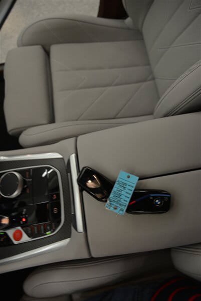 Used 2024 BMW XM AWD/4WD image 39