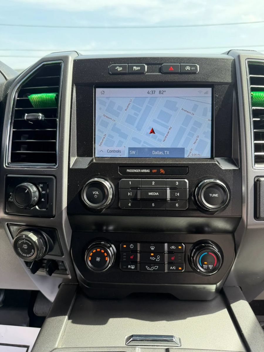 Used 2019 Ford F150 XLT w/ Equipment Group 302A Luxury AWD/4WD image 16