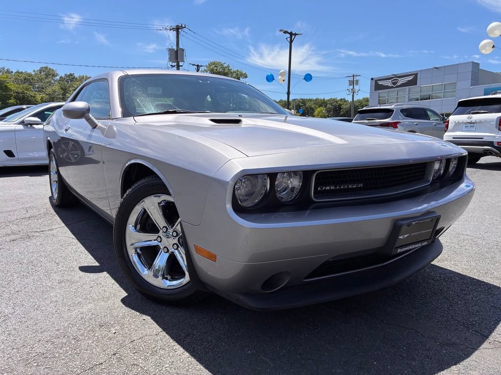 Used 2014 Dodge Challenger SXT w/ Sport Appearance Package RWD image 46