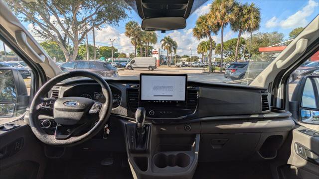 Used 2023 Ford Transit 350 XLT image 19