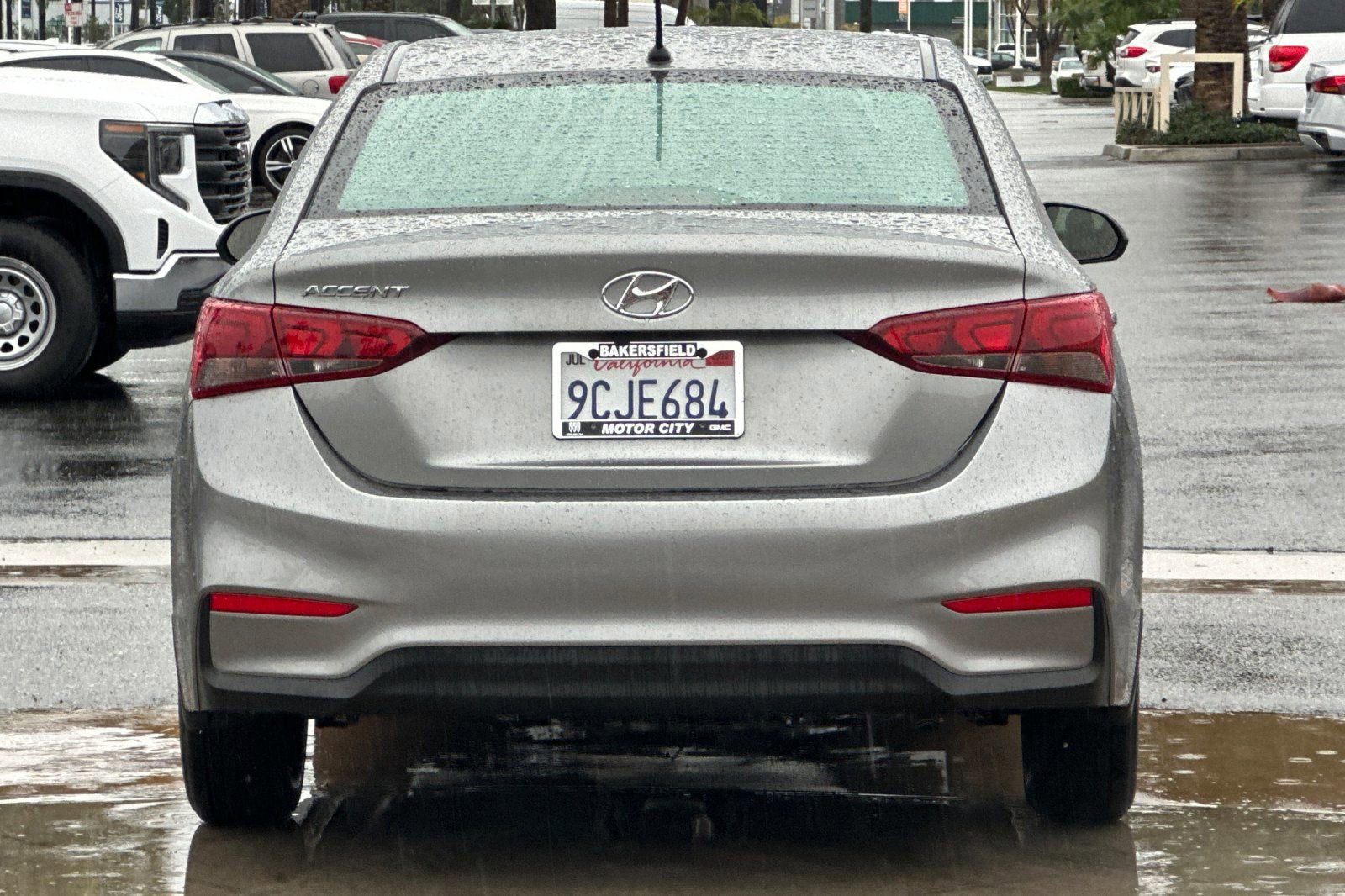 Used 2022 Hyundai Accent SE image 5