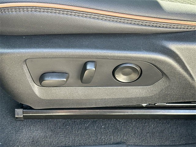 Used 2024 GMC Canyon AT4 w/ Canyon Safety Plus Package image 33