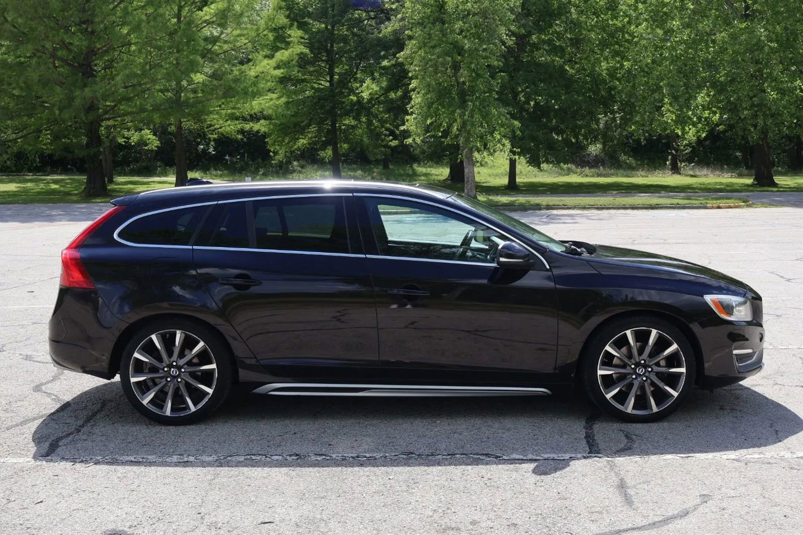 Used 2015 Volvo V60 T5 Premier Plus AWD/4WD image 4