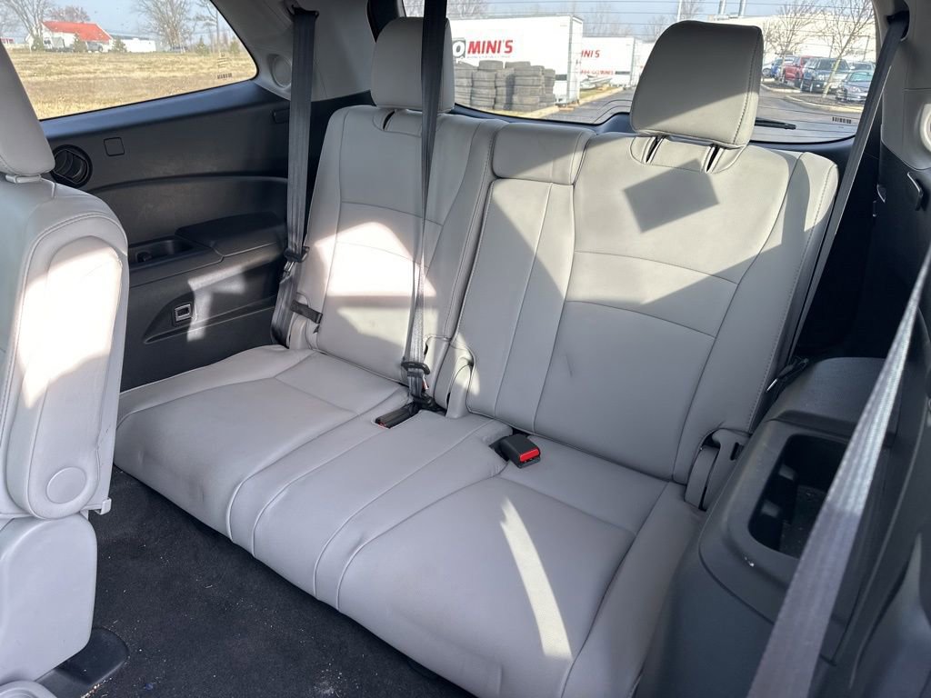 Used 2021 Honda Pilot Touring image 16