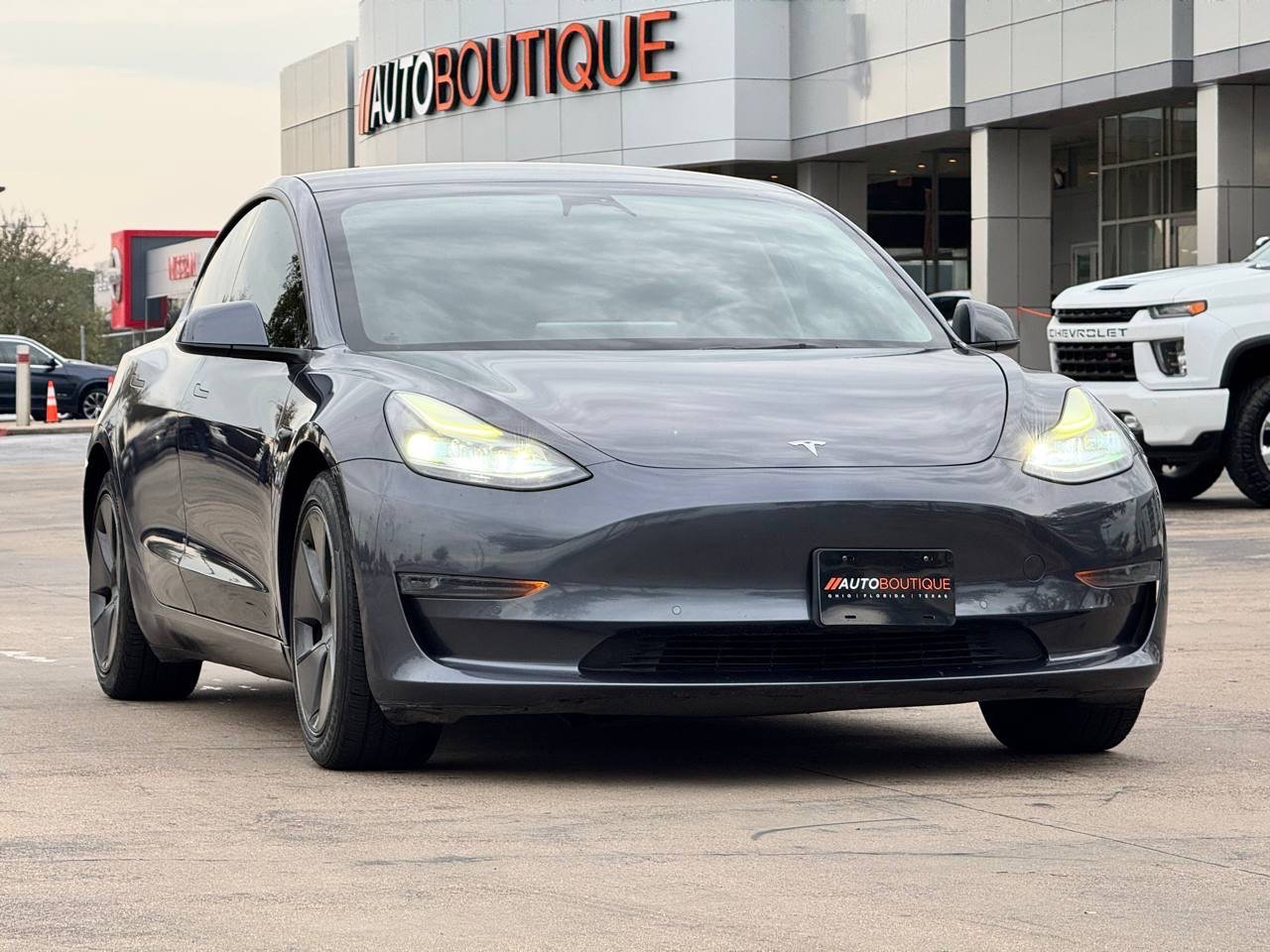 Used 2022 Tesla Model 3 image 3