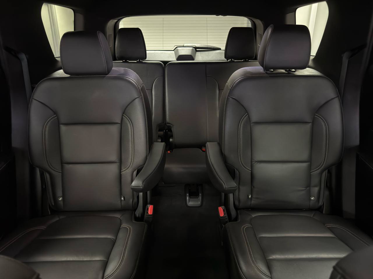 Used 2022 Chevrolet Traverse LT w/ LPO, Floor Liner Package AWD/4WD image 33