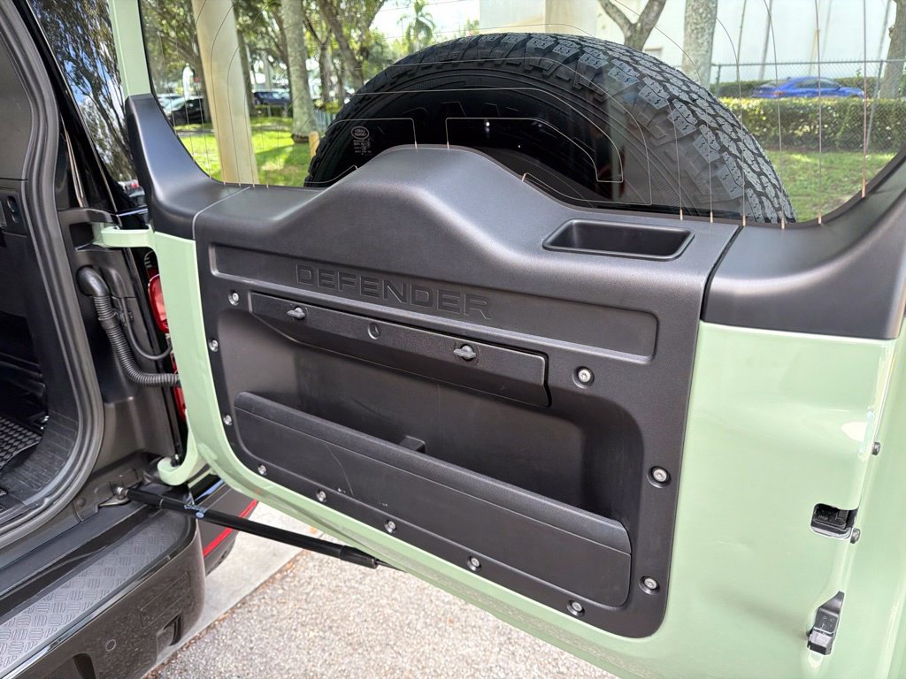 Used 2023 Land Rover Defender 110 75th Limited Edition AWD/4WD image 42