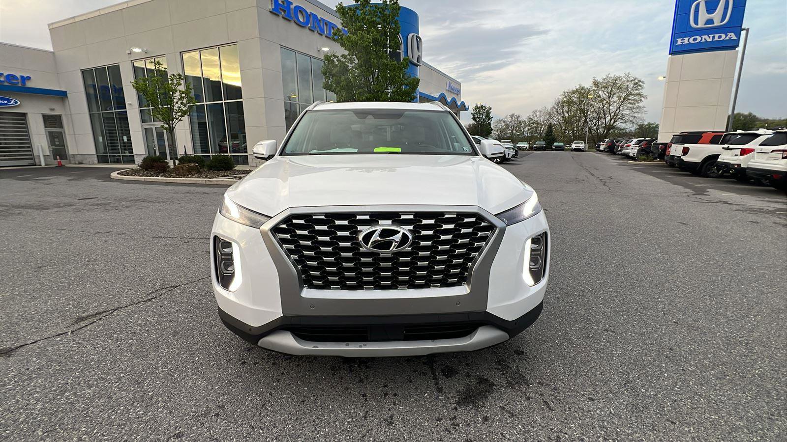 Used 2021 Hyundai Palisade SEL w/ Premium Package image 9