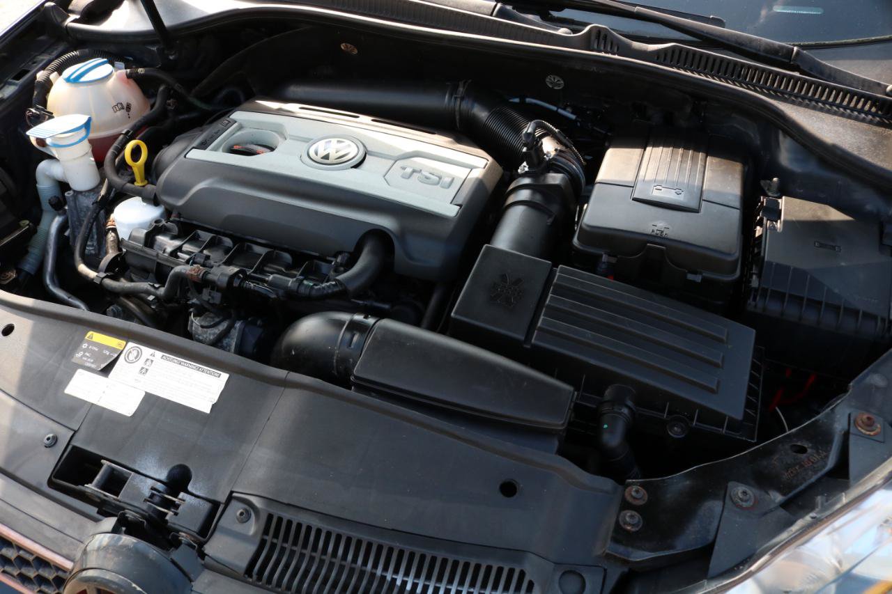 Used 2013 Volkswagen GTI Wolfsburg Edition FWD image 46