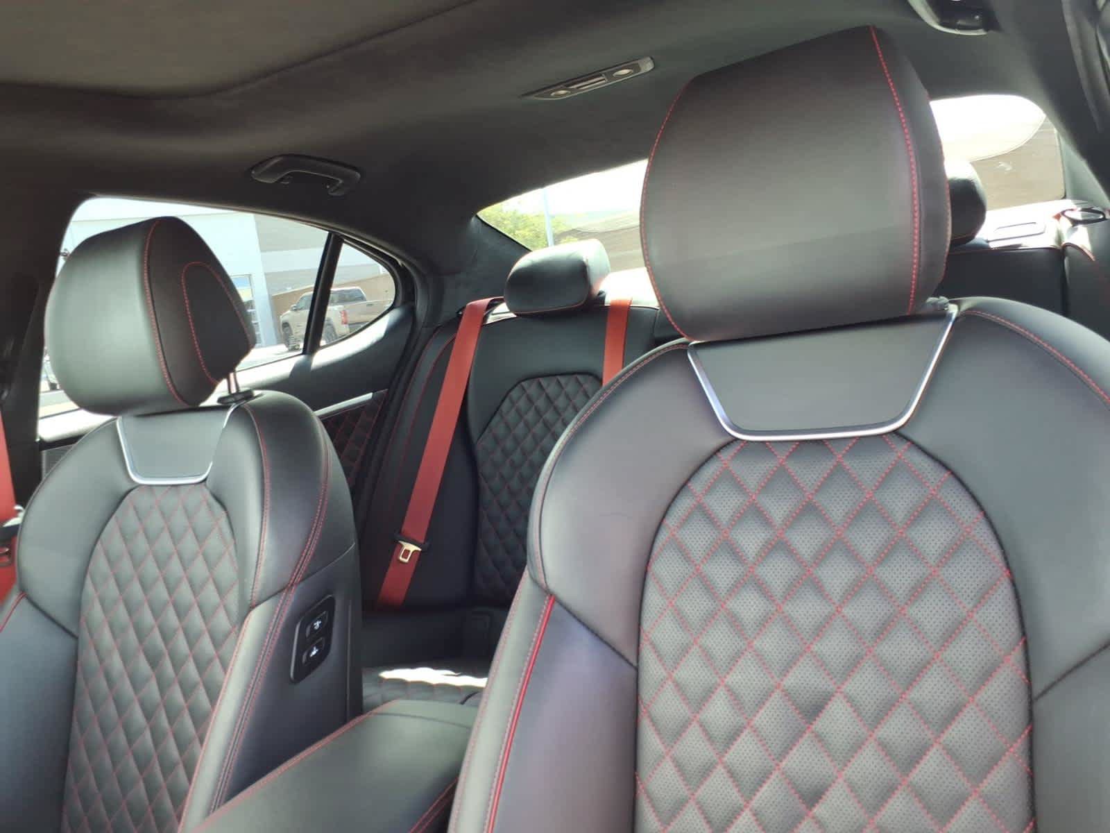 Used 2023 Genesis G70 3.3T w/ Sport Prestige Package RWD image 26