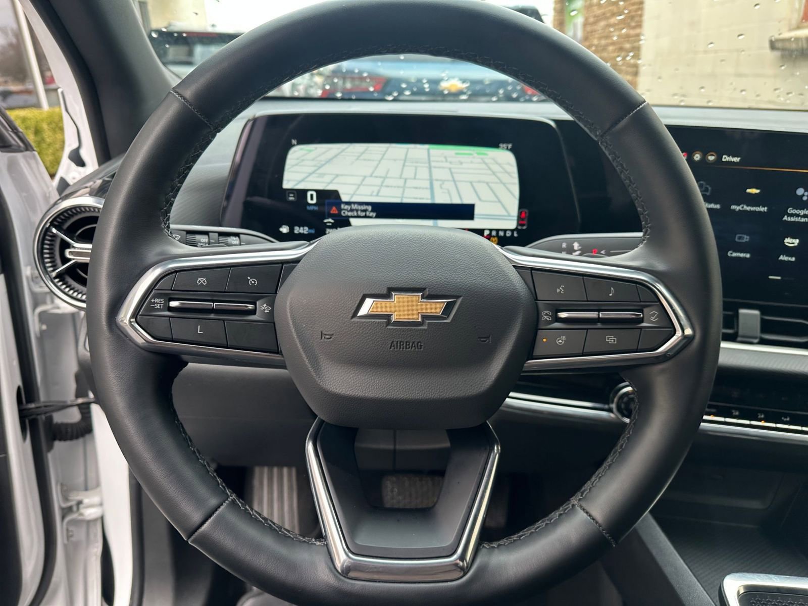 Used 2025 Chevrolet Equinox LT image 27