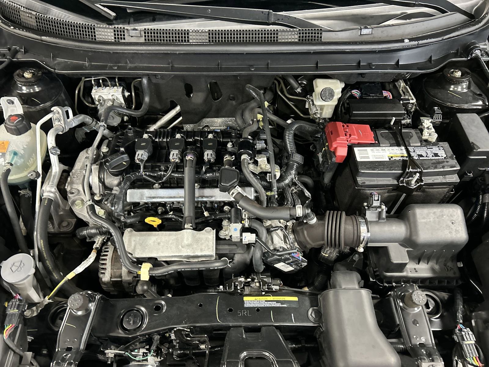 Certified 2022 Nissan Kicks SR w/ Premium Package FWD image 34