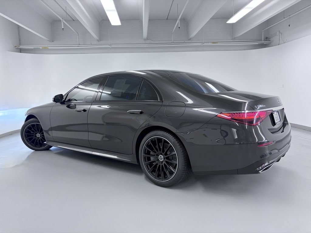 Certified 2023 Mercedes-Benz S 580e 4MATIC Sedan image 8