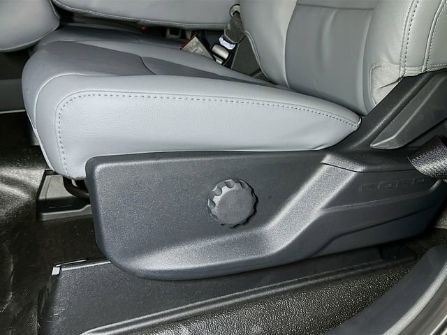 New 2026 Ford F250 XL w/ XL Chrome Package image 13