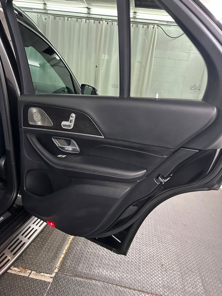 Used 2022 Mercedes-Benz GLE 350 4MATIC w/ 3rd Row Seat Package image 33