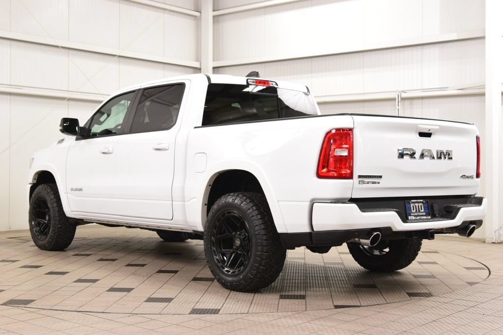 Used 2025 RAM 1500 Big Horn AWD/4WD image 6