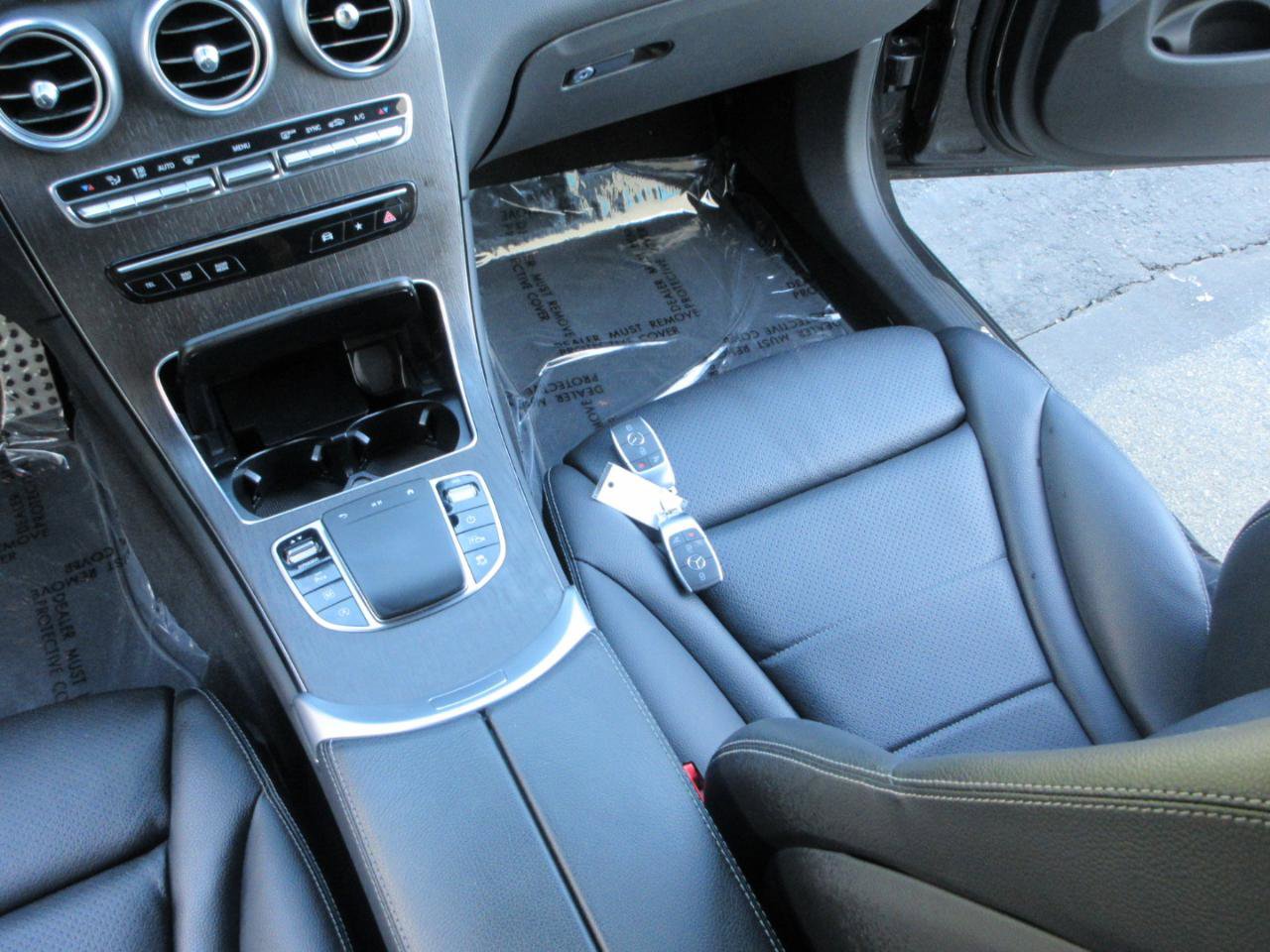 Used 2022 Mercedes-Benz GLC 300 4MATIC image 18