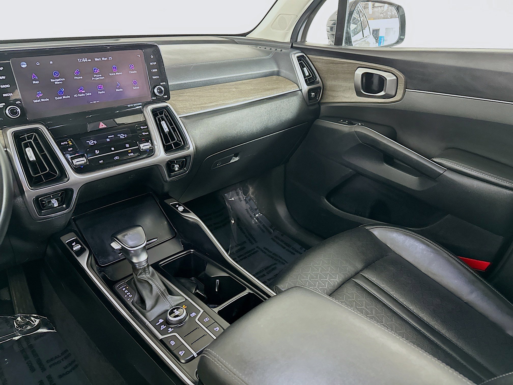 Used 2023 Kia Sorento S w/ Panoramic Sunroof Package image 24