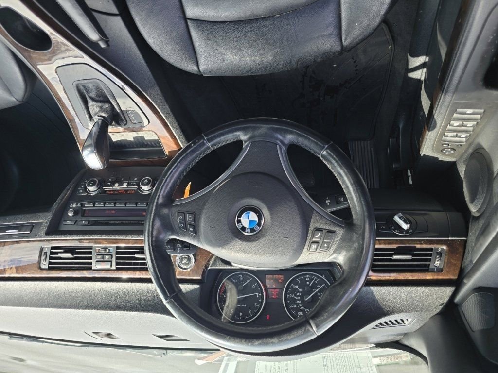 Used 2011 BMW 328i Convertible RWD image 22