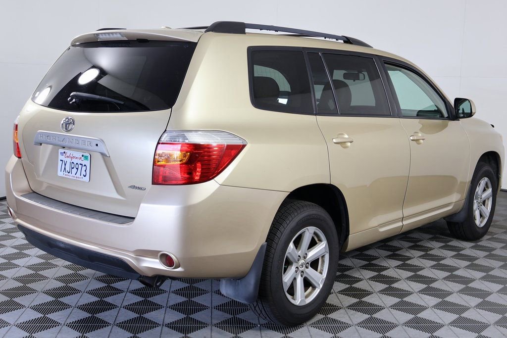 Used 2010 Toyota Highlander SE image 4