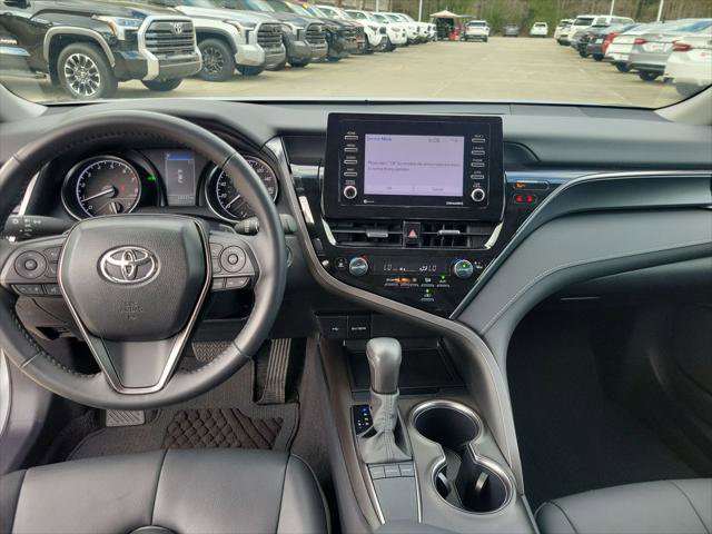 Certified 2024 Toyota Camry SE w/ Convenience Package image 17