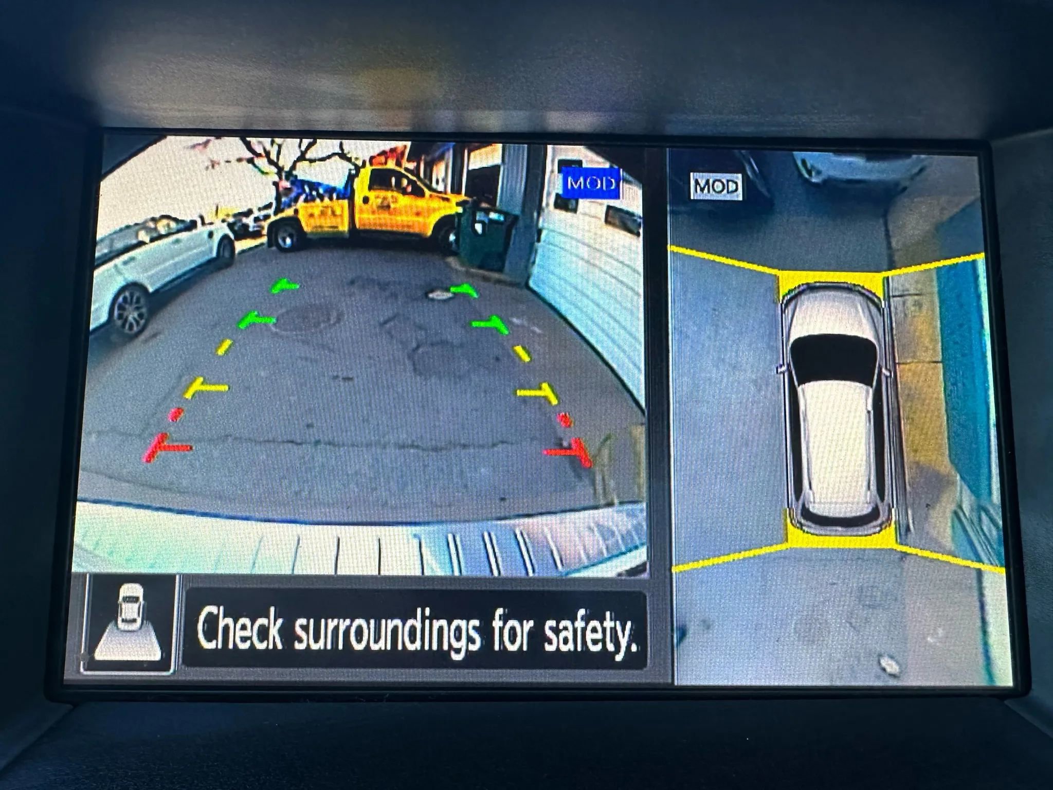 Used 2017 Nissan Pathfinder SL w/ SL Tech Package image 19