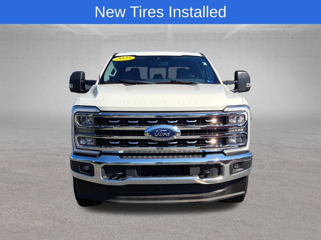 Used 2023 Ford F250 Lariat AWD/4WD image 3